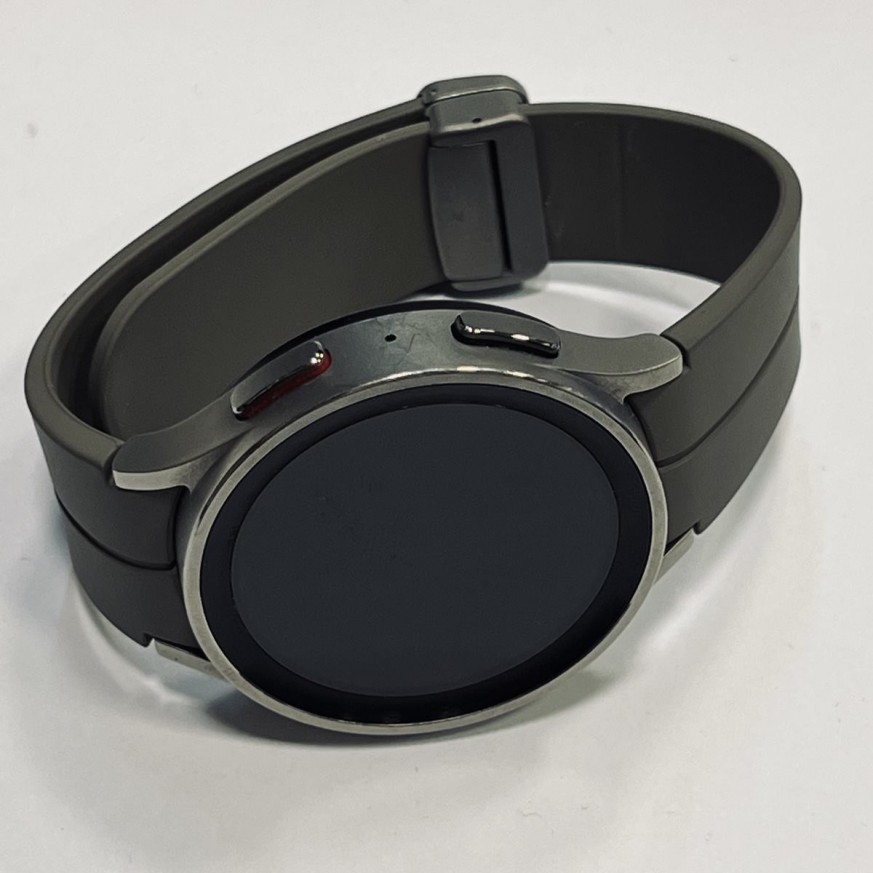 Smart часовник Samsung Watch 5 Pro SM-R920 – Технология и издръжливост ...