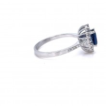 Златен пръстен със сапфир 0.77Ct. и диаманти 0.31Ct. чистота:SI размер:54 модел:42927-1